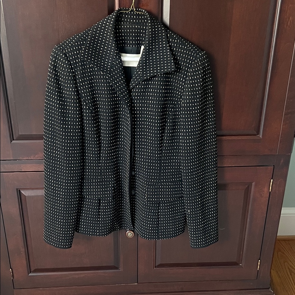 Dana Buchman Black and Gold Women's Jacket, 6